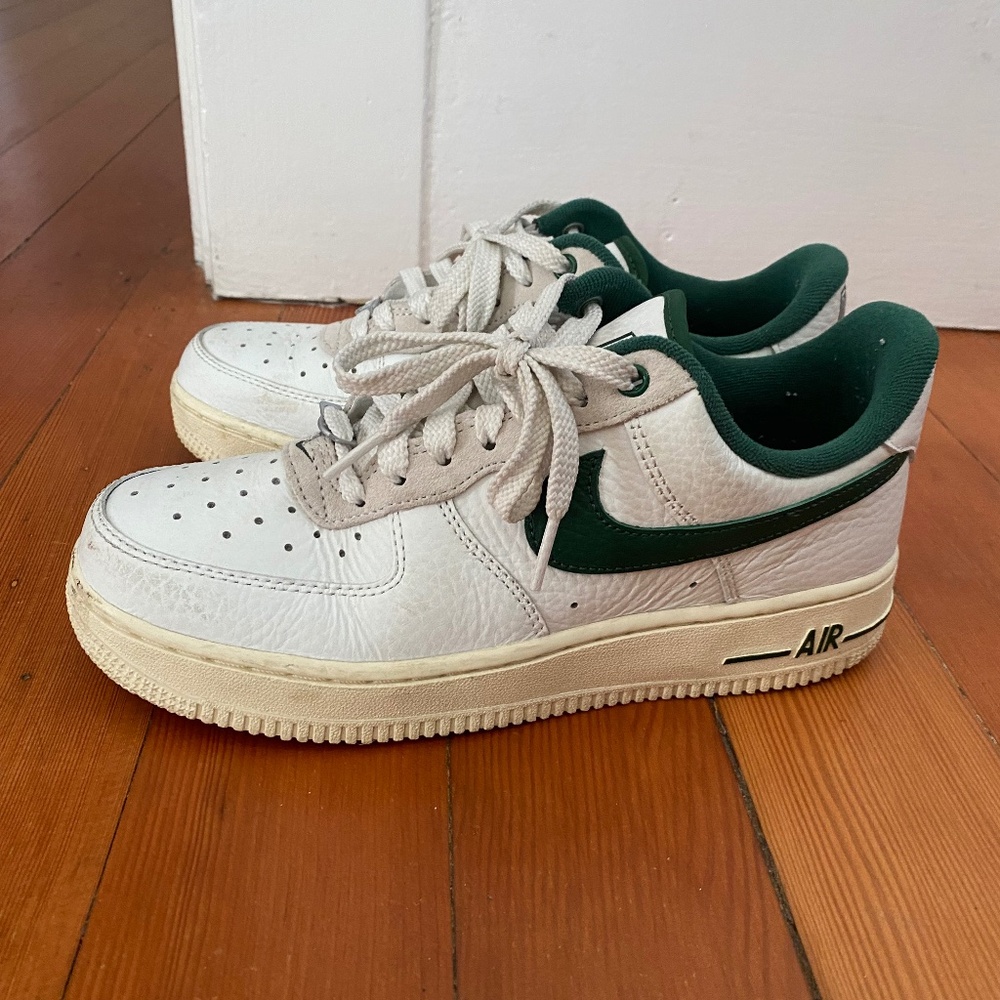 Nike Air Force 1